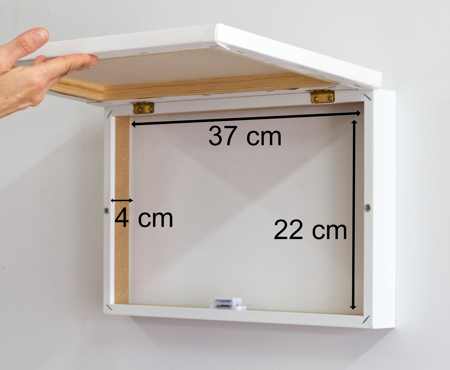 Tapa de Contador Pintada a Mano, 100% Original, Minimalista Todo Blanco, Con Relieve, Incluye Tornillos y Tacos. Medidas: Interior 37x22x4cm Exterior 41x26x6cm