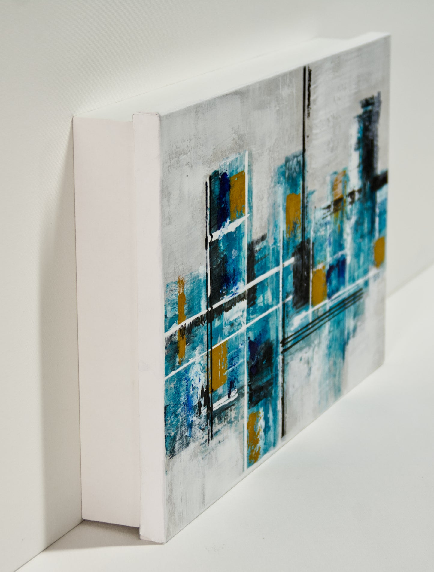 Tapa de Contador Pintada a Mano, 100% Original, Ciudad Verde y Azul, Incluye Tornillos y Tacos. Medidas: Interior 37x22x4cm Exterior 41x26x6cm