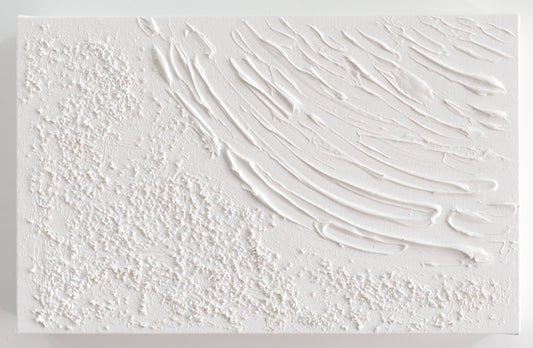 Tapa de Contador Pintada a Mano, 100% Original, Minimalista Todo Blanco, Con Relieve, Incluye Tornillos y Tacos. Medidas: Interior 37x22x4cm Exterior 41x26x6cm