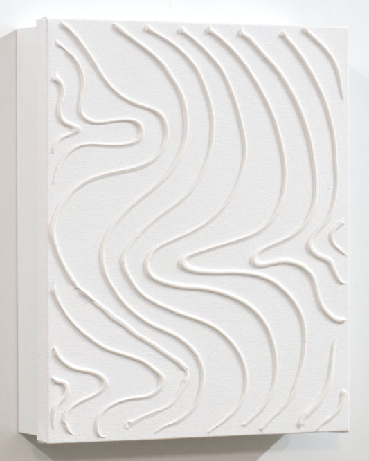 Armario para Llaves, Pintado a Mano, Todo en Blanco, con Relieve, Medidas 26x31x6 cm, 100% Orignal, con 15 Ganchos, Incluye Tacos y Tornillos para la Pared